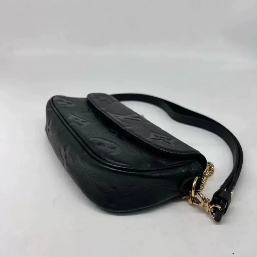 Louis Vuitton Women Pre-Loved Bag Very Good Condition